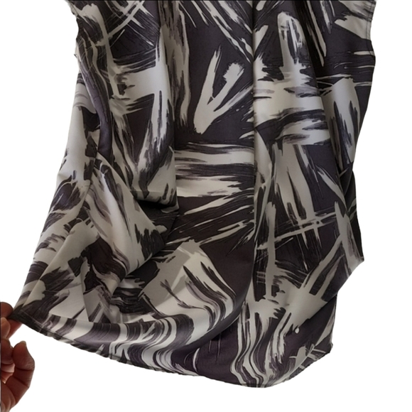 SIMPLY VERA WANG Boxy Blouse XS Gray Pleated Draped Back Shirt Top Minimalist - Picture 6 of 15